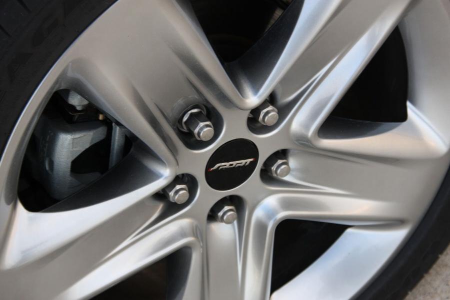  Ford Fusion Sport 2009 года  (фото 23 из 49)